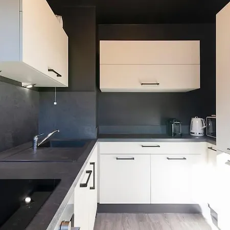 La Citadelle A 5 Min Du Centre-ville Apartment *