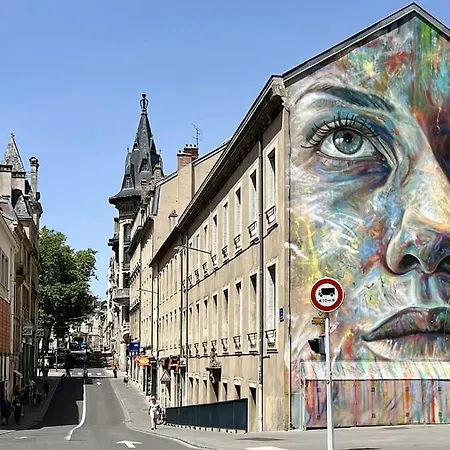 La Citadelle A 5 Min Du Centre-ville Apartment